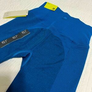 NWT All in Motion High Rise legging - Blue M